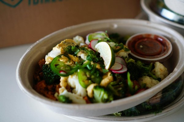 How Can UK Restaurants and Bars Enhance Customer Satisfaction?